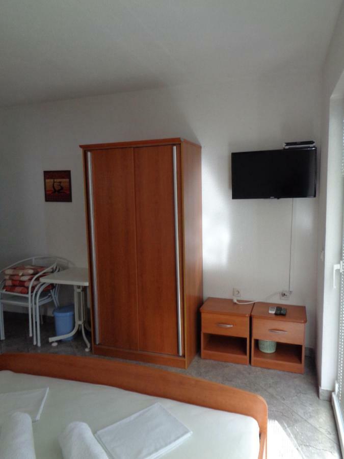 Apartments Rados لوكفا روجوزنيكا المظهر الخارجي الصورة