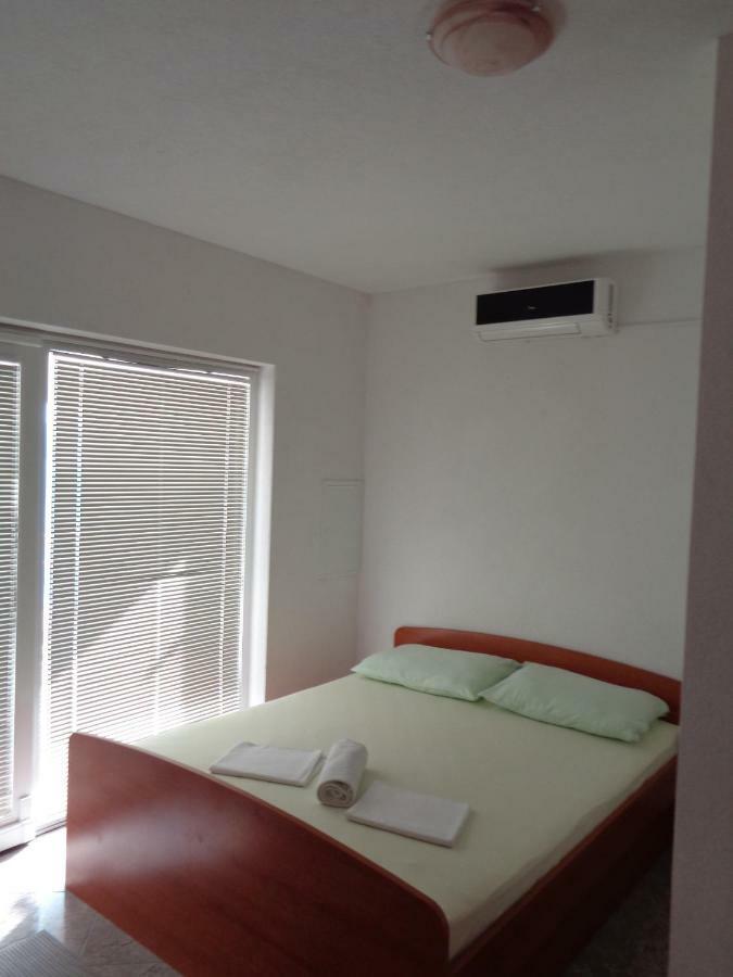 Apartments Rados لوكفا روجوزنيكا المظهر الخارجي الصورة