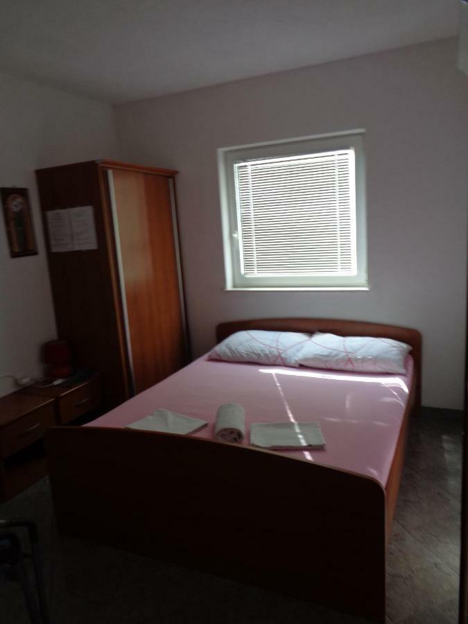 Apartments Rados لوكفا روجوزنيكا المظهر الخارجي الصورة