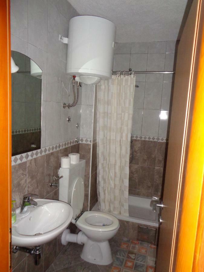 Apartments Rados لوكفا روجوزنيكا المظهر الخارجي الصورة