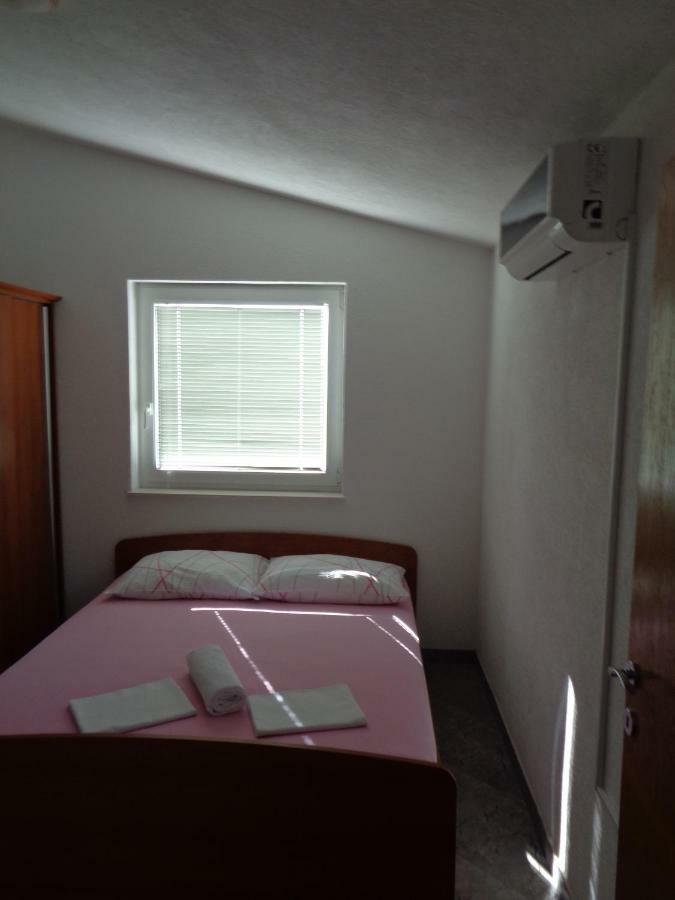 Apartments Rados لوكفا روجوزنيكا المظهر الخارجي الصورة