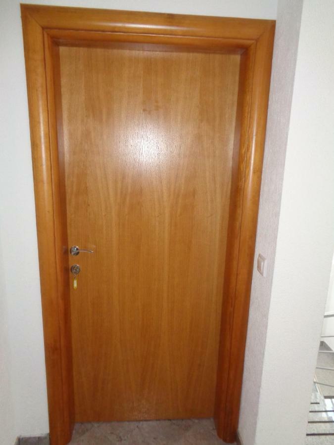 Apartments Rados لوكفا روجوزنيكا المظهر الخارجي الصورة