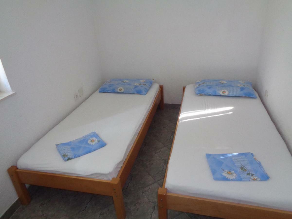 Apartments Rados لوكفا روجوزنيكا المظهر الخارجي الصورة