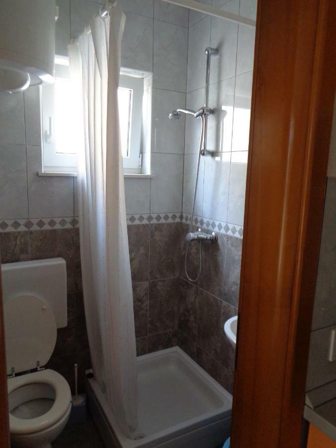 Apartments Rados لوكفا روجوزنيكا المظهر الخارجي الصورة